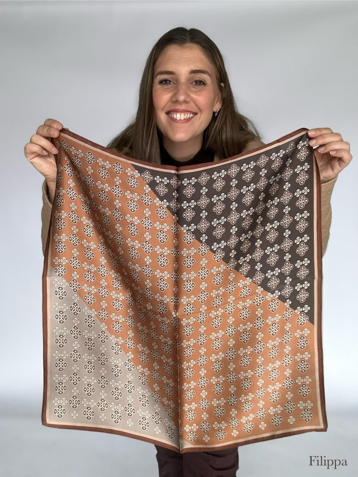 Leas Verden- Silkeskjerf 53 x 53 cm