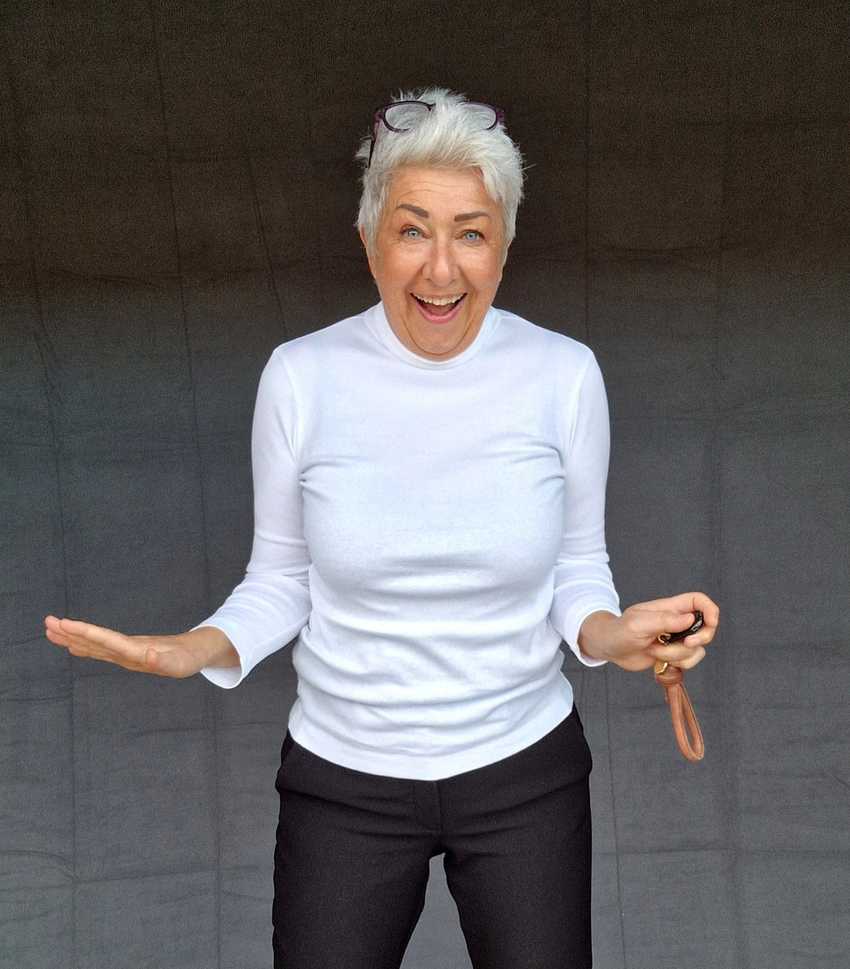 By Basics Genser S / White By basics- 4318 Pologenser i bomull kunstkolonialen