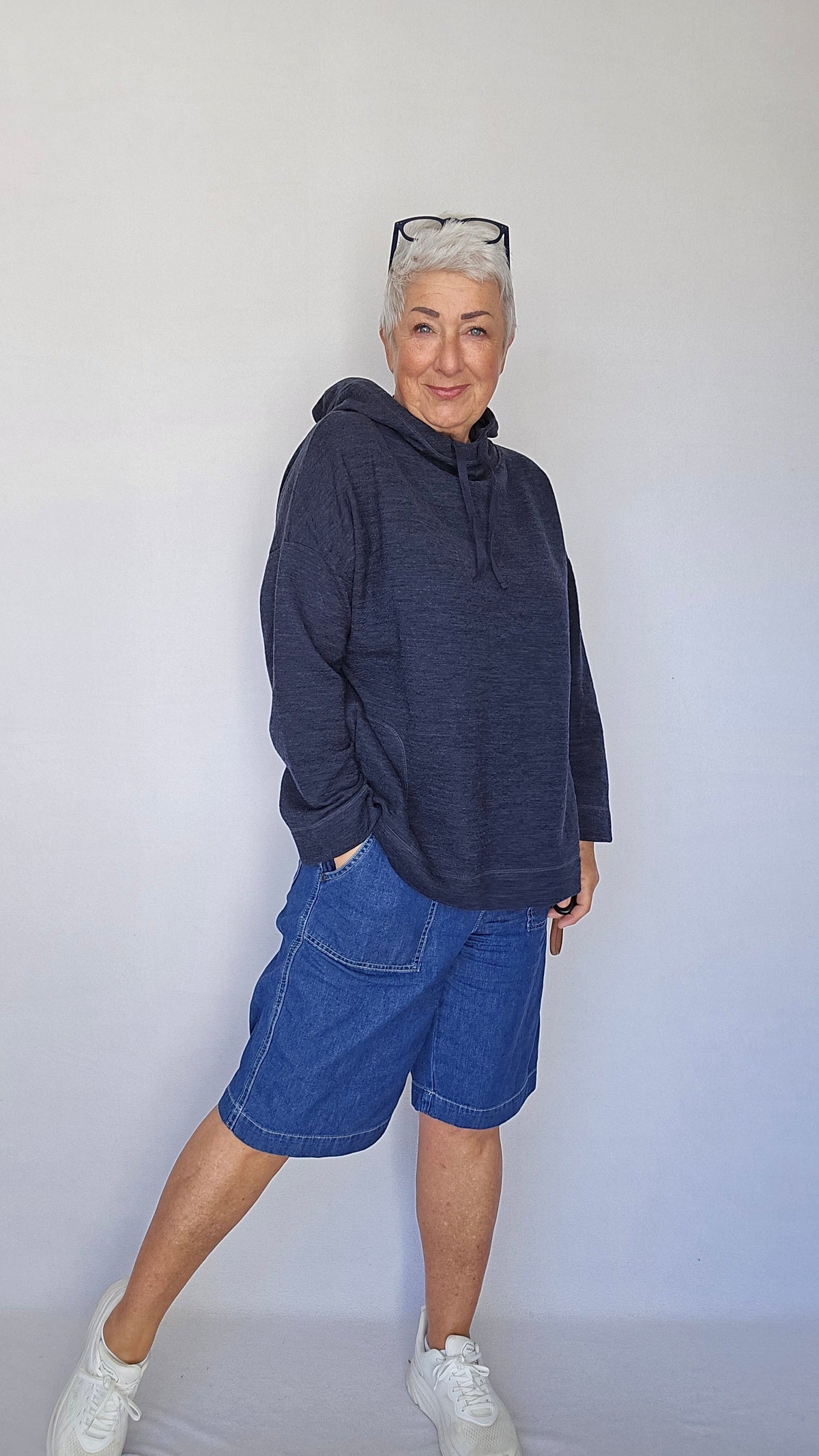 By Basics Hettegenser S / Midnight blue melange By basics- 14014 Hoodie kunstkolonialen