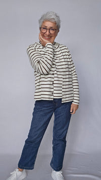 By Basics Jakke By Basics- 8022 Box cardigan m/rund hals kunstkolonialen