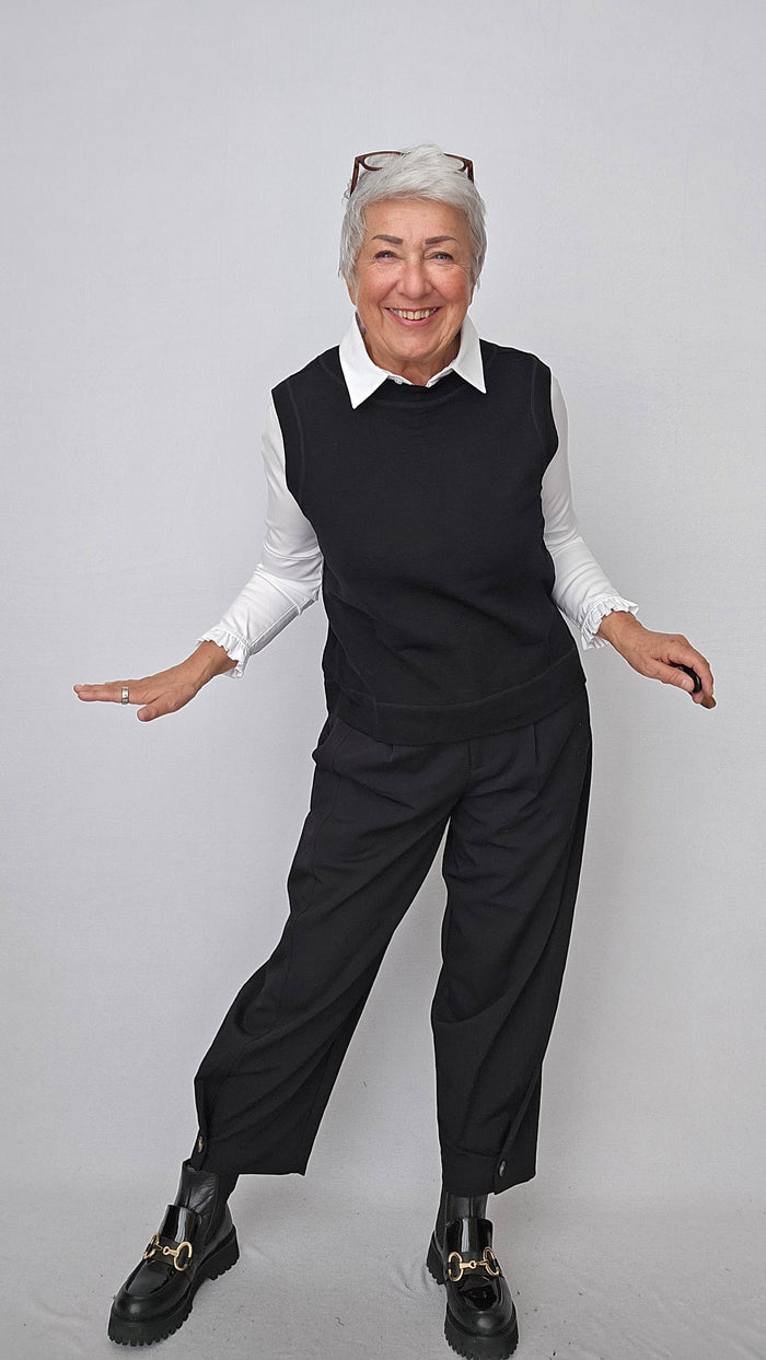 By Basics Ulltopp Black / S By Basics- 2022 Topp/vest med rund hals kunstkolonialen