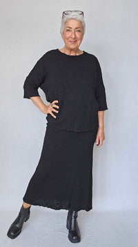 By Basics Ulltopp XS-S / Black By basics- Bubblewool 4506 vid topp m/båthals kunstkolonialen