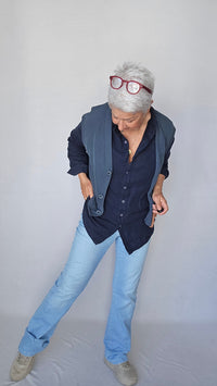 By Basics Vest By Basics- 2011 Vest m/v-hals og knapper kunstkolonialen