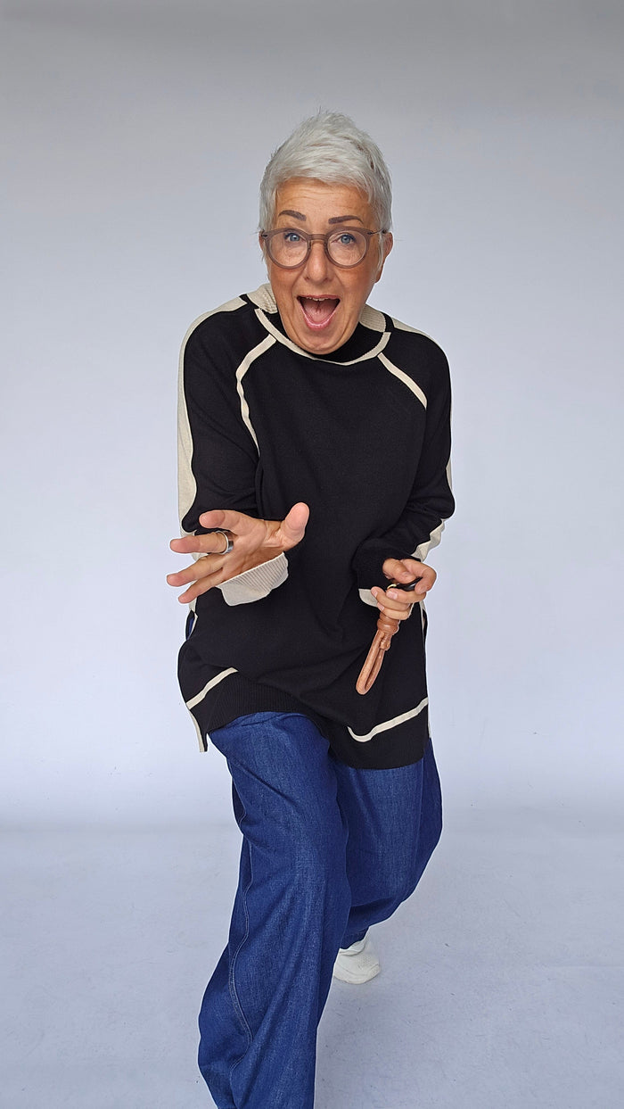 Kunstkolonialen  Genser MASAI- Freyane strikkegenser – beige melert kunstkolonialen