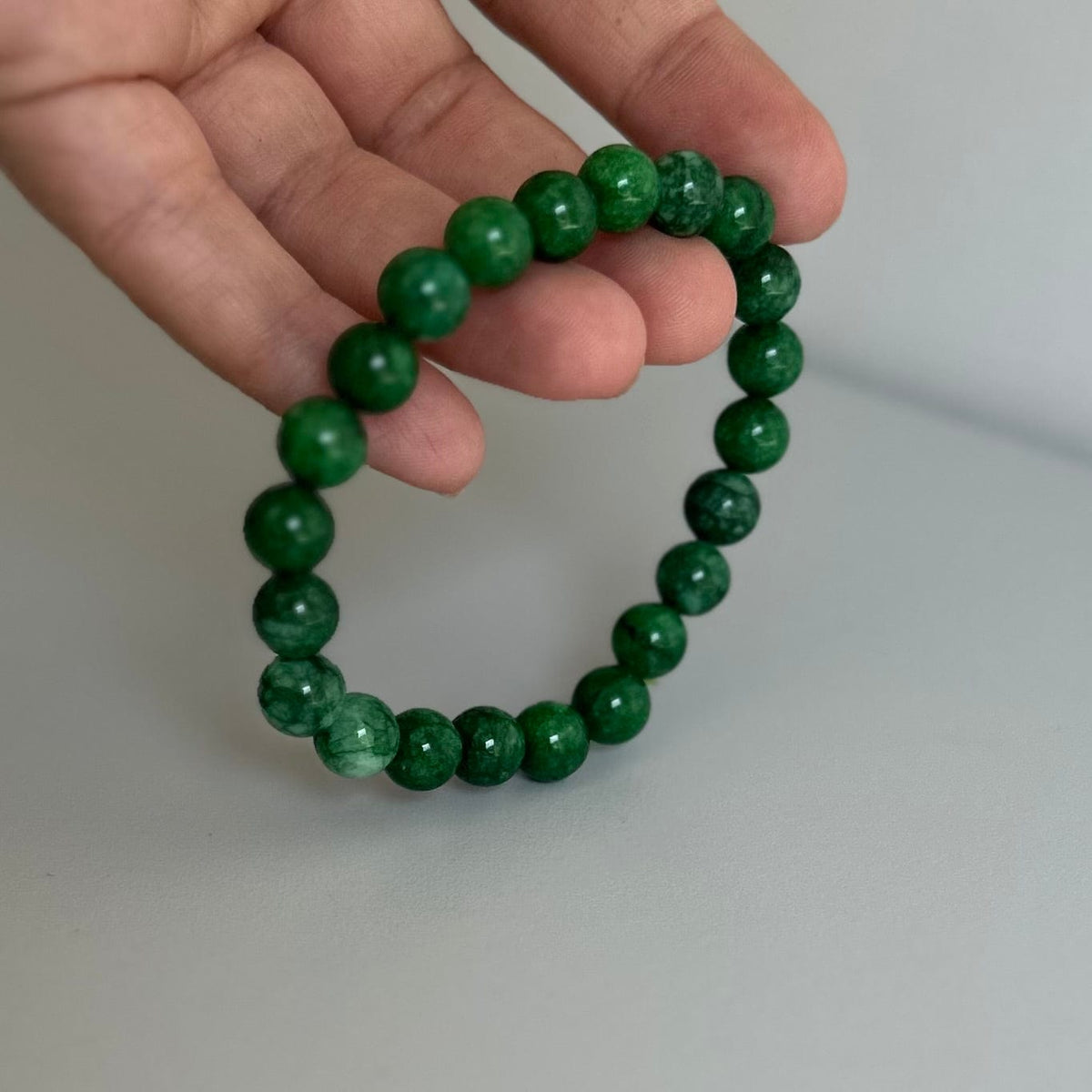 Leas Verden Armbånd Eplegrønn stein Leas verden- Armbånd med forskjellige stein kunstkolonialen