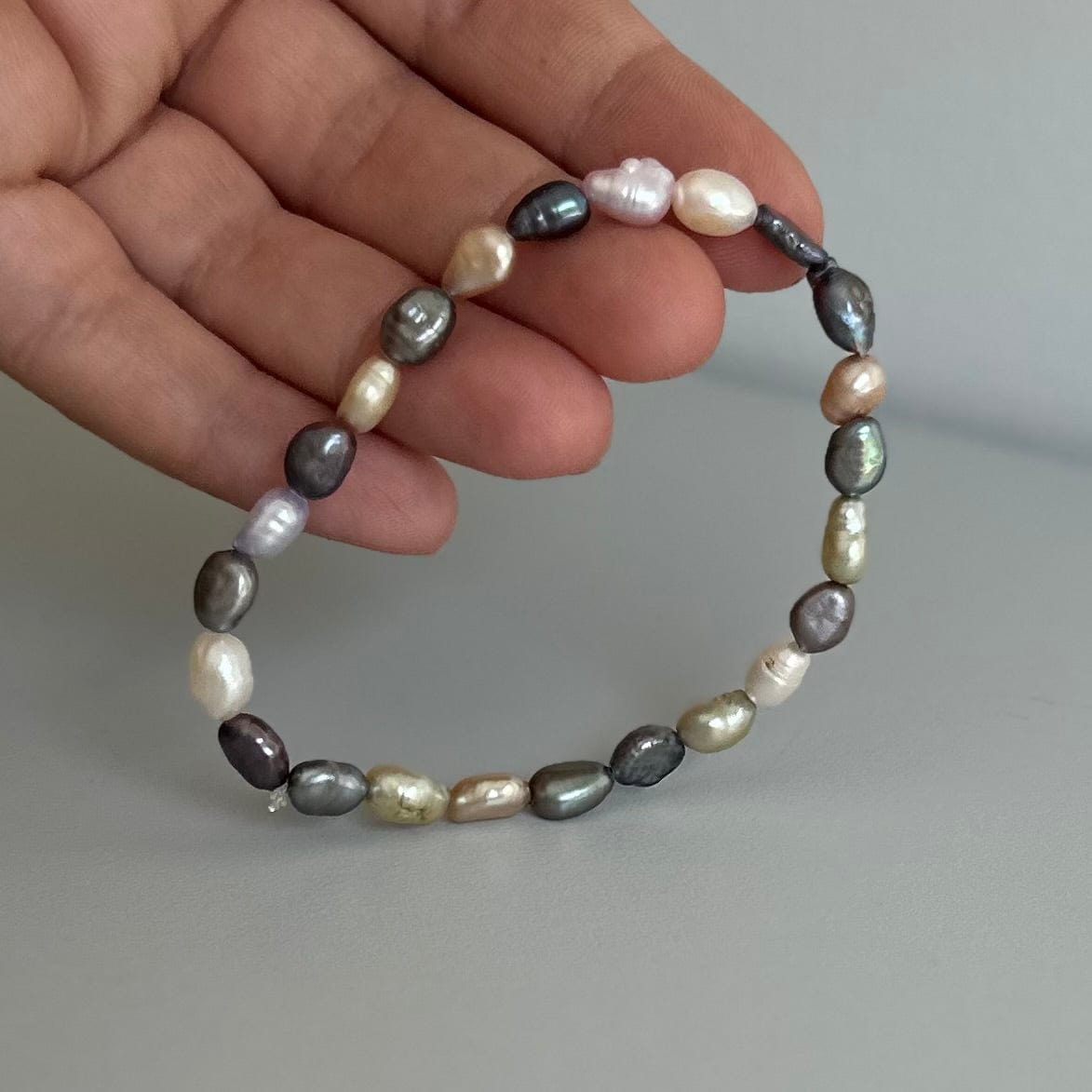 Leas Verden Armbånd Ferskvannsperler flerfarget lilla Leas verden- Armbånd med forskjellige stein kunstkolonialen