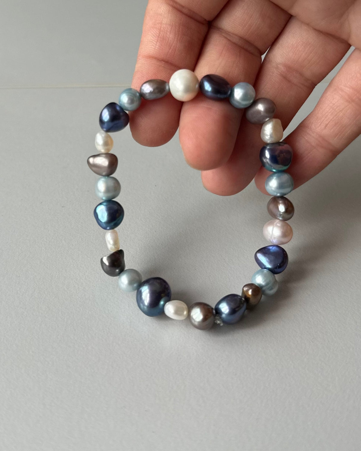 Leas Verden Armbånd Ferskvannsperler flerfarget peacock Leas verden- Armbånd med forskjellige stein kunstkolonialen