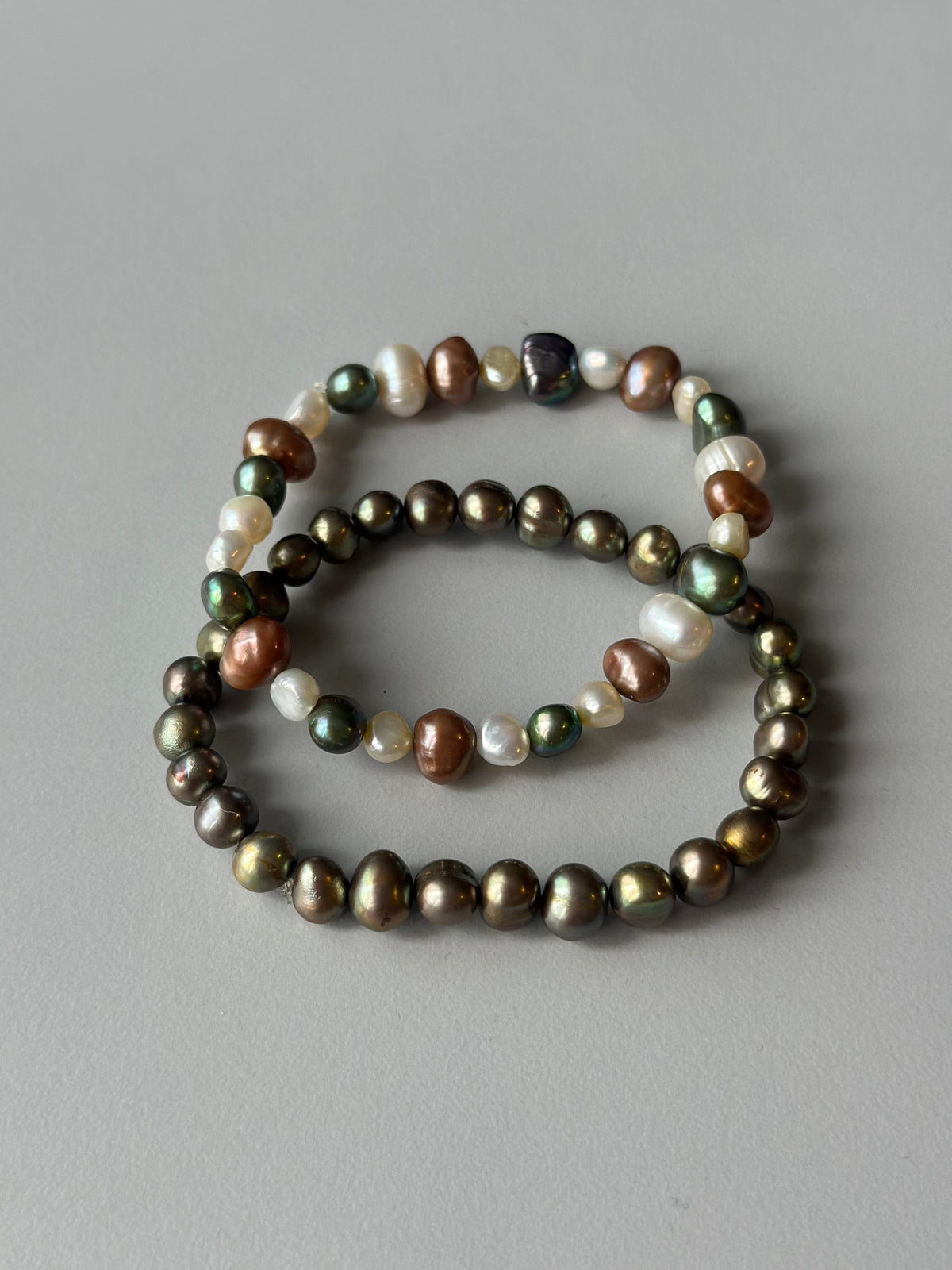 Leas Verden Armbånd Leas verden- Armbånd med forskjellige stein kunstkolonialen