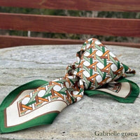 Leas Verden Skjerf Gabrielle grønn Leas Verden- Silkeskjerf 53 x 53 cm kunstkolonialen