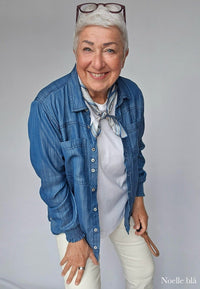 Leas Verden Skjerf Noelle blå Leas Verden- Silkeskjerf 53 x 53 cm kunstkolonialen