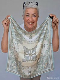 Leas Verden Skjerf Noelle grønt Leas Verden- Silkeskjerf 53 x 53 cm kunstkolonialen