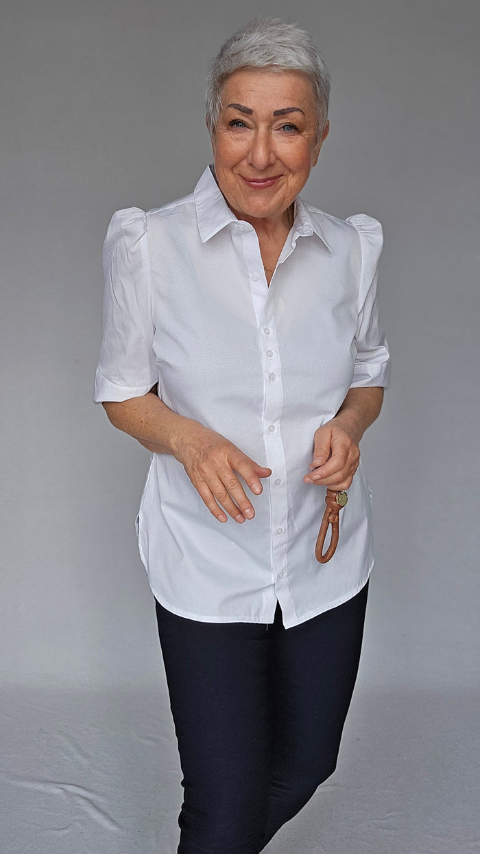 Lundgaard Cardigan Hvit / 36 Lundgaard- Skjorte med 3/4 arm og puffermer kunstkolonialen