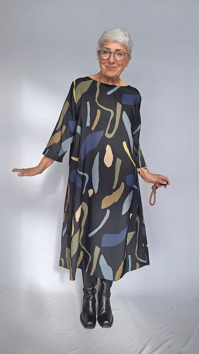 Masai Kjole Masai- Novenza kjole a-shape kunstkolonialen