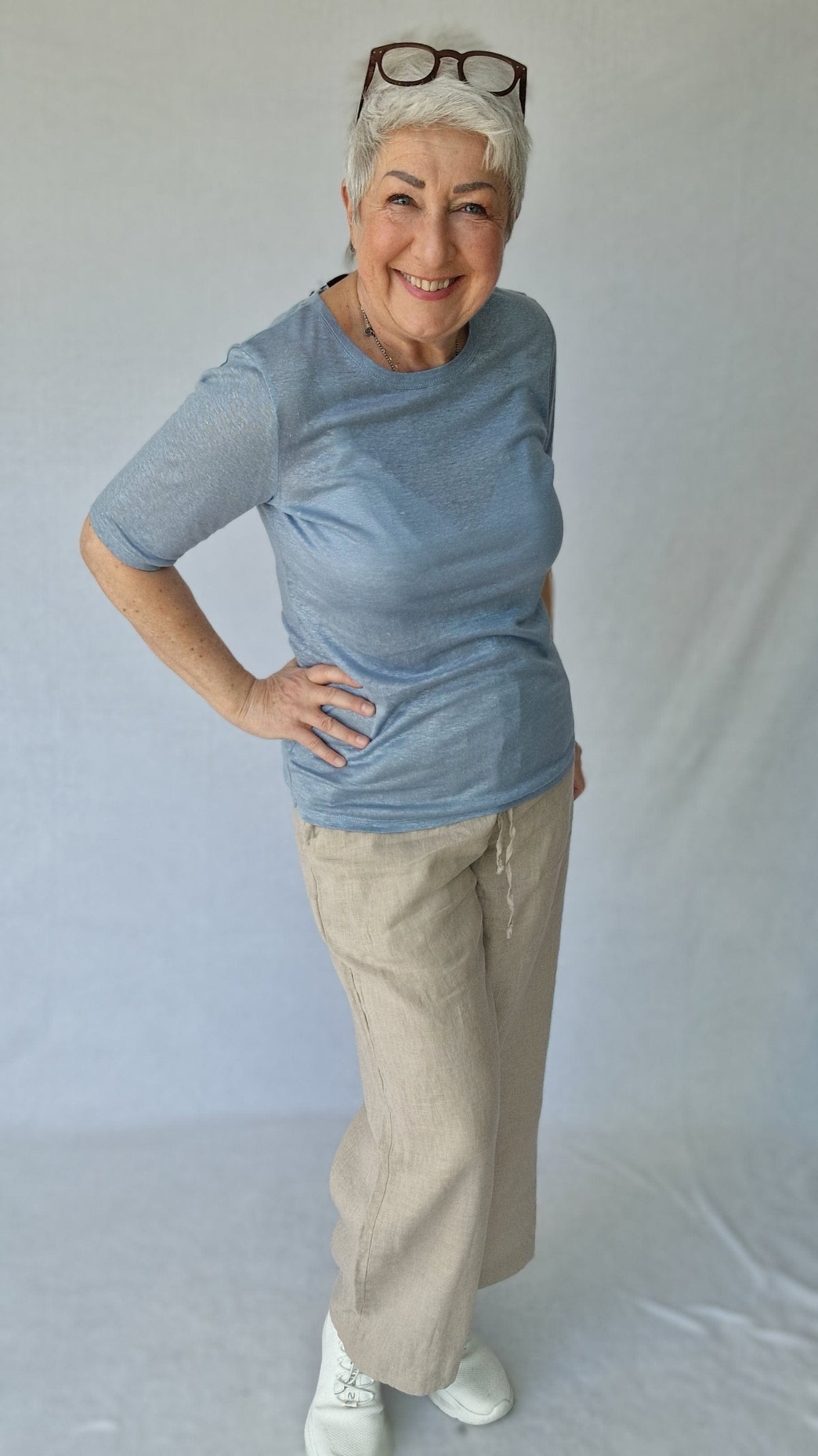 Tif Tiffy T-Shirt Faded Denim / S Tif Tiffy- Lin T-Shirt med rund hals kunstkolonialen