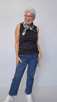 Wilhelmine Skjerf Wilhelmine- Lite Wilhelmineskjerf i ull/silke 70 x 70 kunstkolonialen