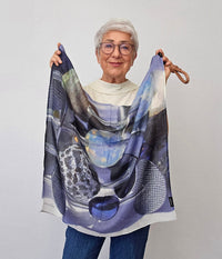 Wilhelmine Skjerf Wilhelmine- Lite Wilhelmineskjerf i ull/silke 70 x 70 kunstkolonialen