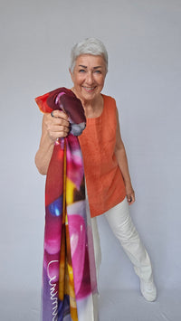 Wilhelmine Skjerf Wilhelmine-NYHET! Wilhelmineskjerf i ull/silke kunstkolonialen