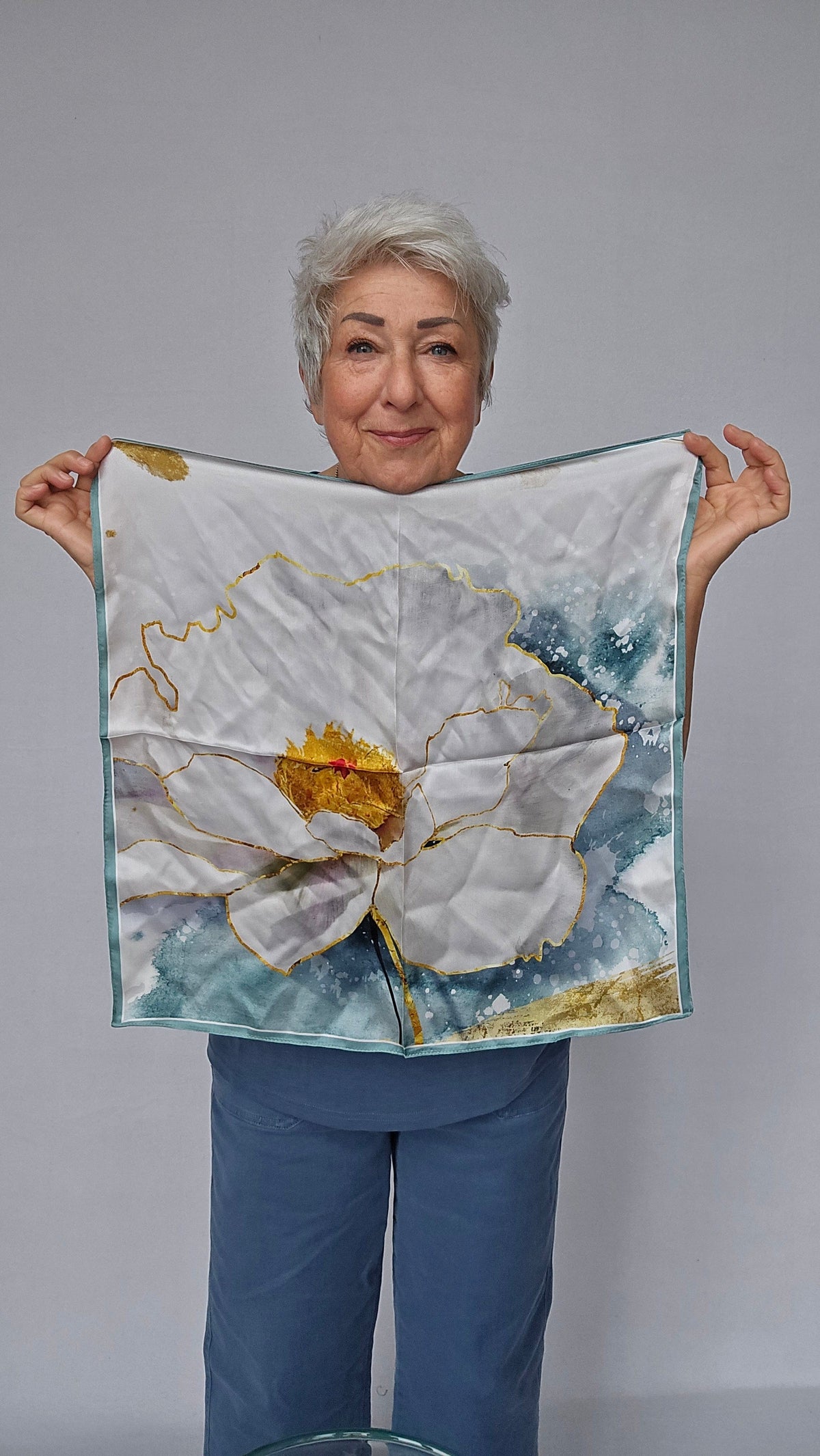 Leas Verden- Silkeskjerf 53 x 53 cm