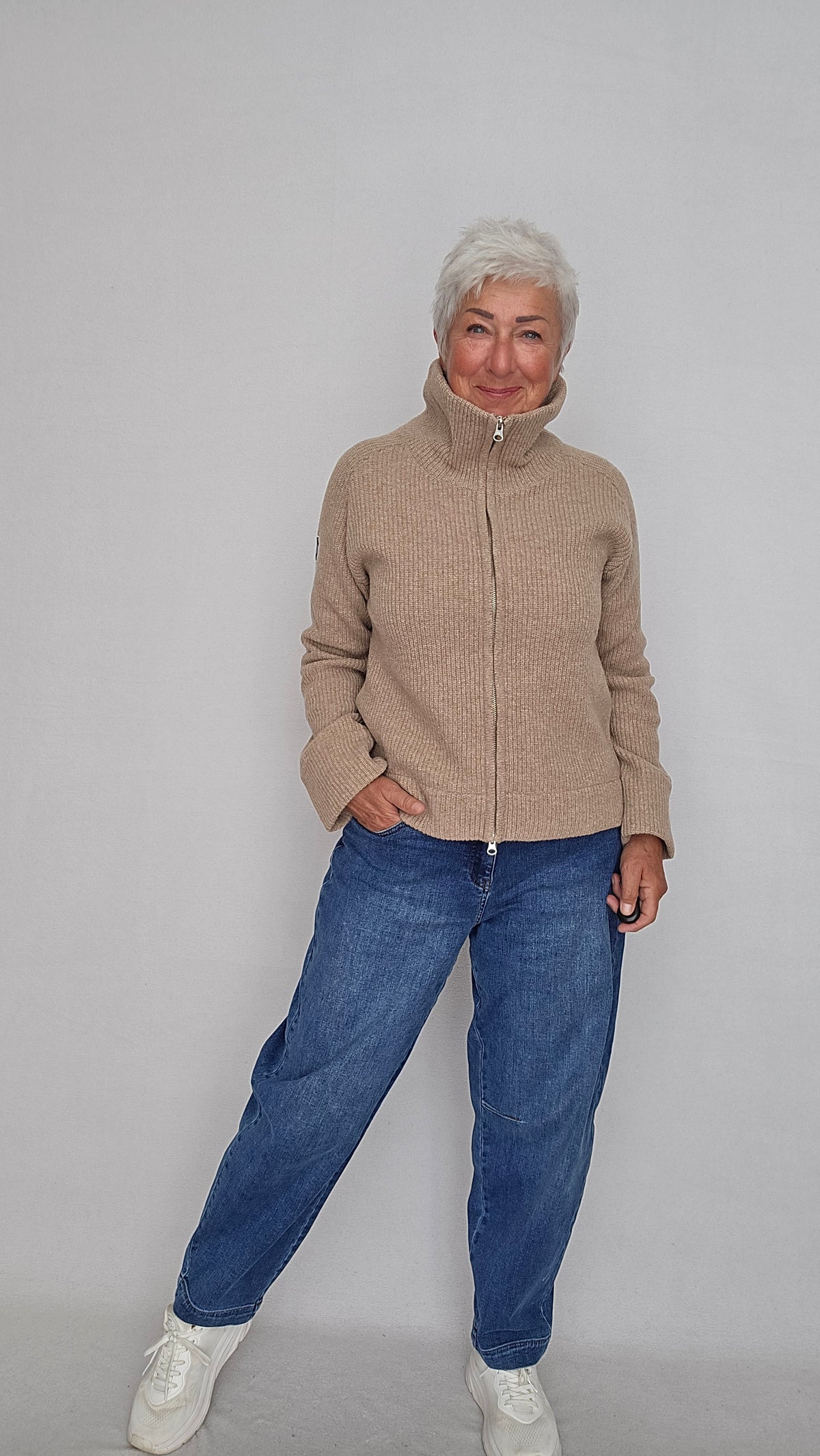 Holebrook- Essie fullzip vindtett jakke