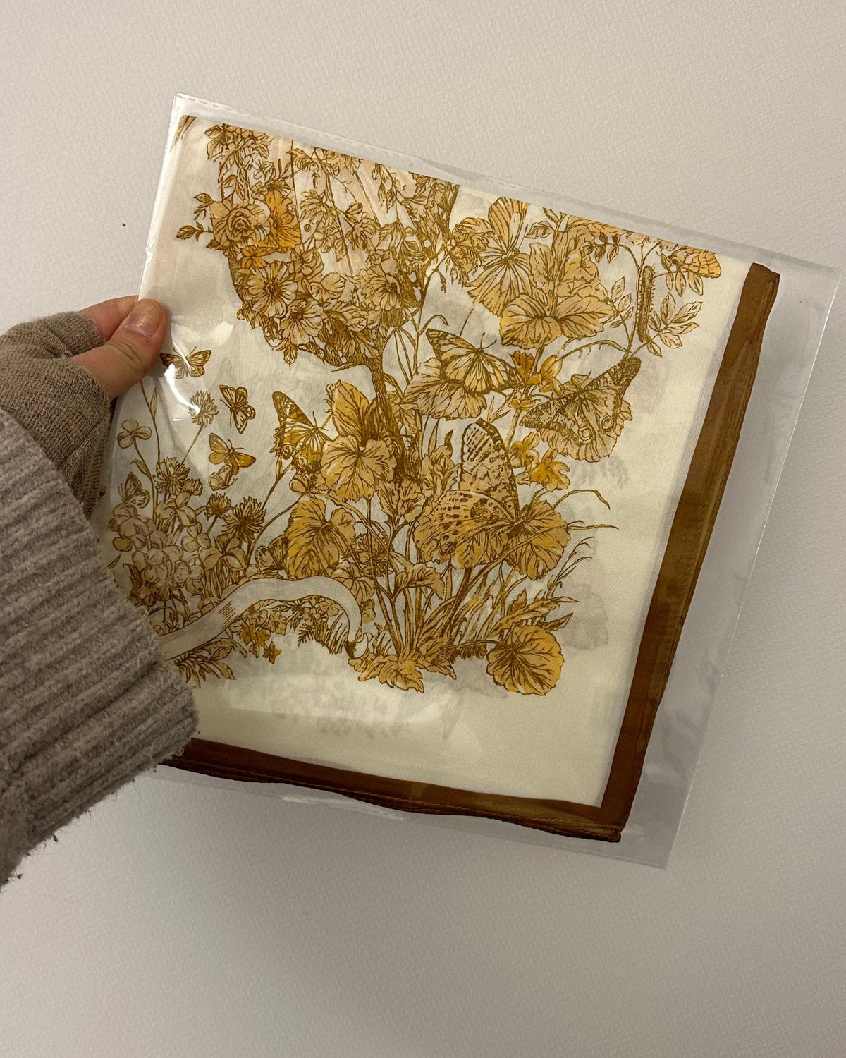 Leas Verden- Silkeskjerf 53 x 53 cm