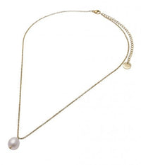 BUD TO ROSE Halssmykke BUD TO ROSE- Pearl Short Necklace kunstkolonialen