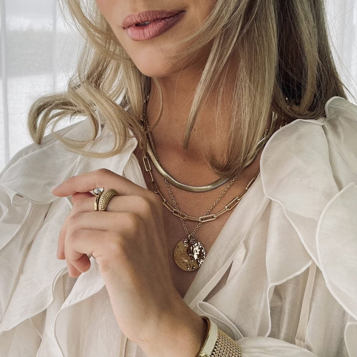 BUD TO ROSE Smykker BUD TO ROSE- Carrie Icon Halskjede Gull kunstkolonialen