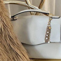 BUD TO ROSE Veskepynt Gull BUD TO ROSE- Paris pearl bag charm kunstkolonialen