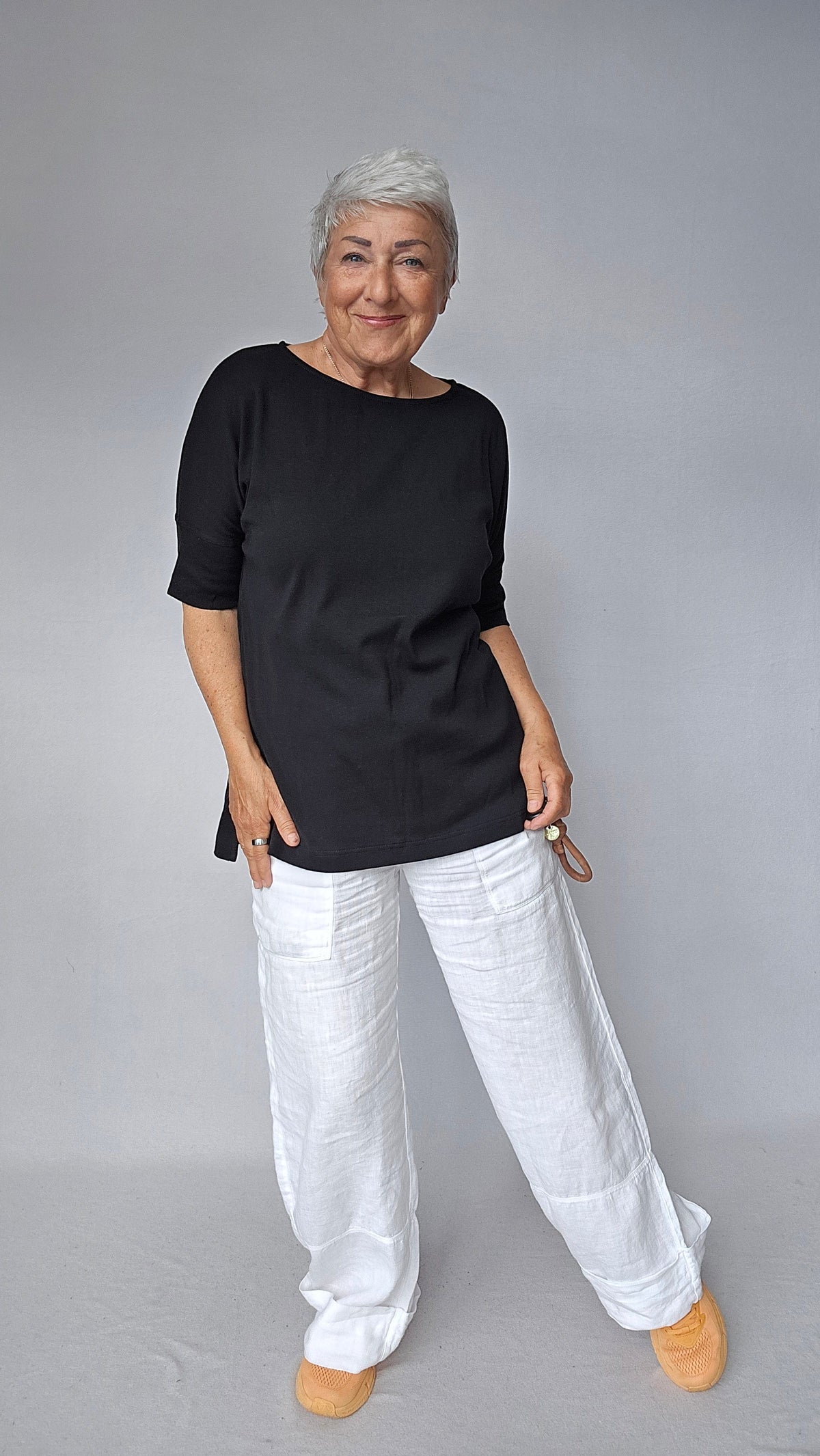 By Basics Bukser XS / White OWN By basics- 11033 Linbukse med lommer på låret kunstkolonialen