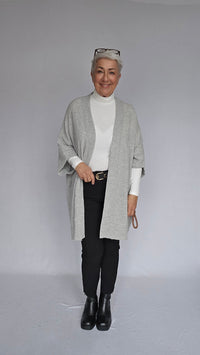 By Basics Cardigan Dawn grey melange By Basics- 8018 Cardigan med ekstra vidde, One size kunstkolonialen