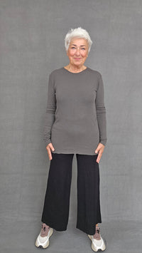 By Basics Genser Black coffee / S by basics- 4014 Lang genser unisex kunstkolonialen