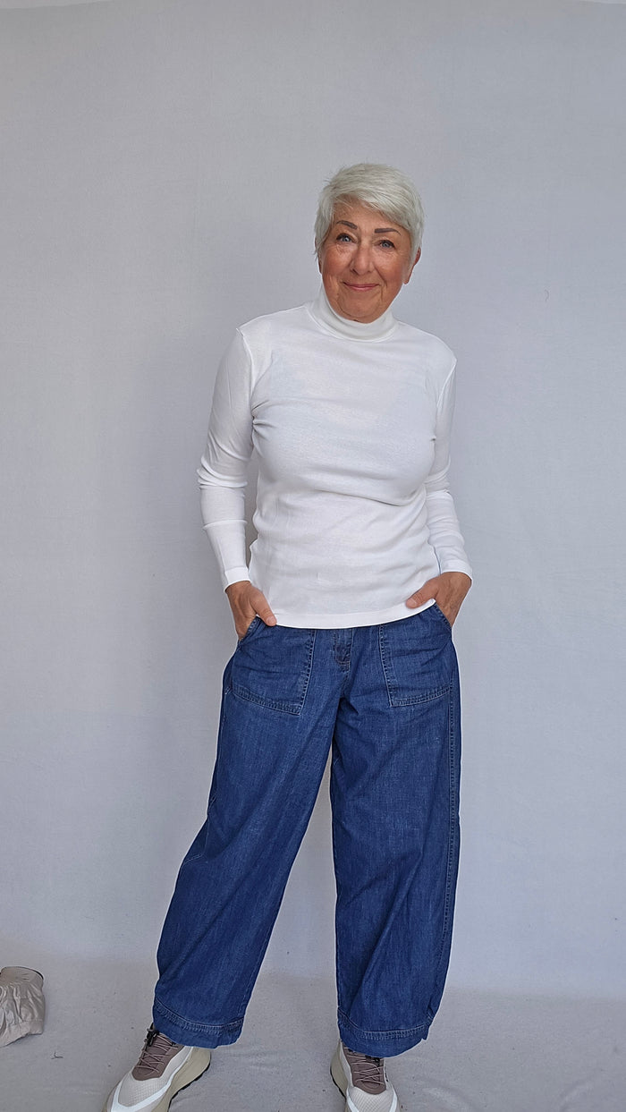 By Basics Genser Cotton Sense by basics- 4318 Pologenser i bomull kunstkolonialen