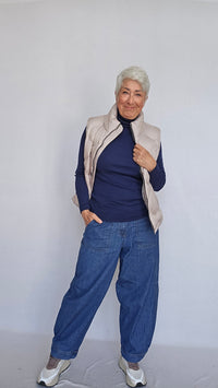 By Basics Genser Cotton Sense by basics- 4318 Pologenser i bomull kunstkolonialen