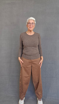 By Basics Genser Earth melange / S by basics- 4002 Topp med rund hals og lange ermer kunstkolonialen