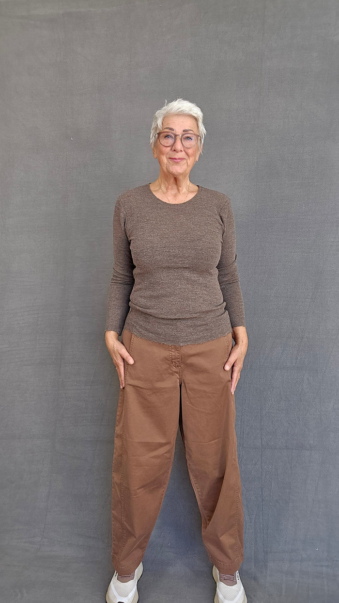 By Basics Genser Earth melange / S by basics- 4002 Topp med rund hals og lange ermer kunstkolonialen