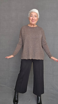 By Basics Genser Earth melange / XS-S by basics- Bubblewool 4504 litt løs genser m/rund hals kunstkolonialen