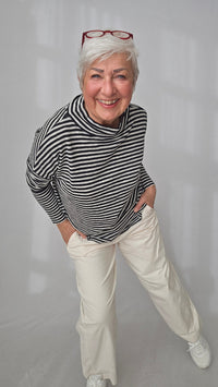 By Basics Genser S / Dawn grey/caviar by basics- 4025 Rampegenser i striper kunstkolonialen