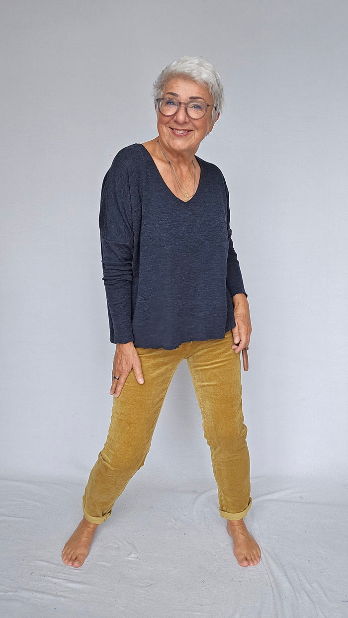 By Basics Genser S / Midnight blue melange By Basics-  4027 Løs genser m/dyp V-hals kunstkolonialen