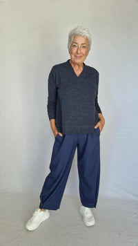 By Basics Genser S / Midnight blue melange By Basics-  4067 Klassisk V-genser kunstkolonialen