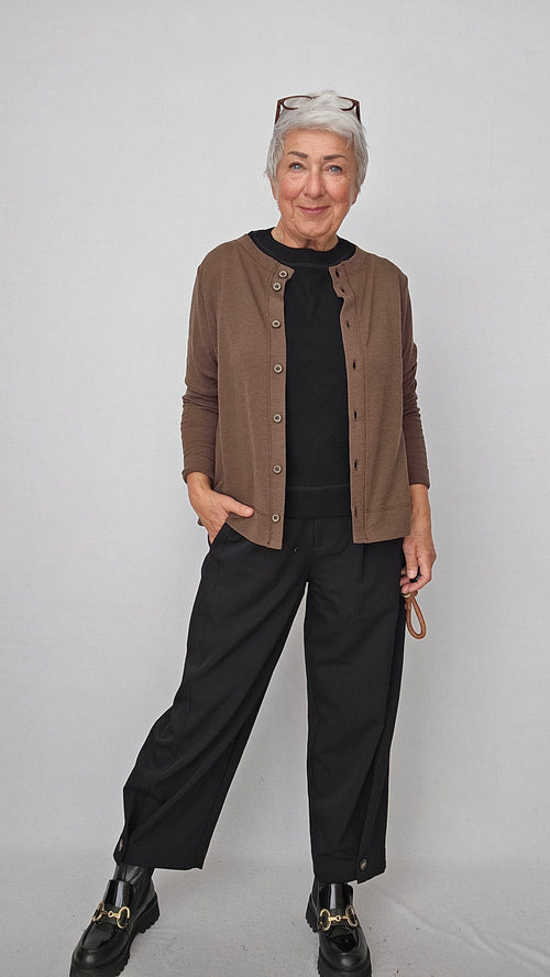 By Basics Jakke By Basics- 8022 Box cardigan m/rund hals kunstkolonialen