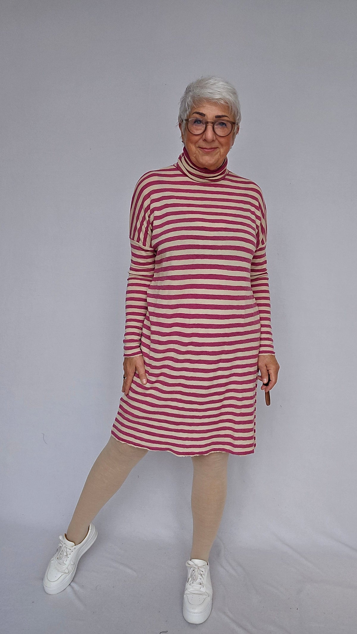 By Basics Kjole By Basics- 7019 Kjole m/høy hals kunstkolonialen