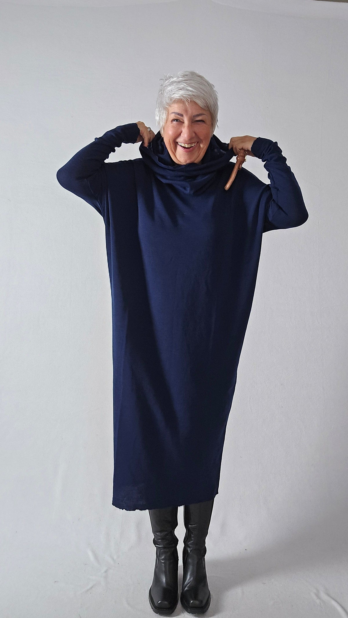 By basics Kjole by basics- 7028 Vid kjole m/rullekrave kunstkolonialen