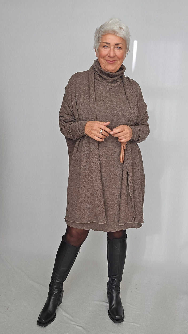 By basics Kjole By basics- 7501 Kjole med rollneck i merino bubble wool kunstkolonialen