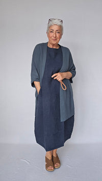 By Basics Kjole OWN By Basics- 11000 Lang lekker linkjole kunstkolonialen