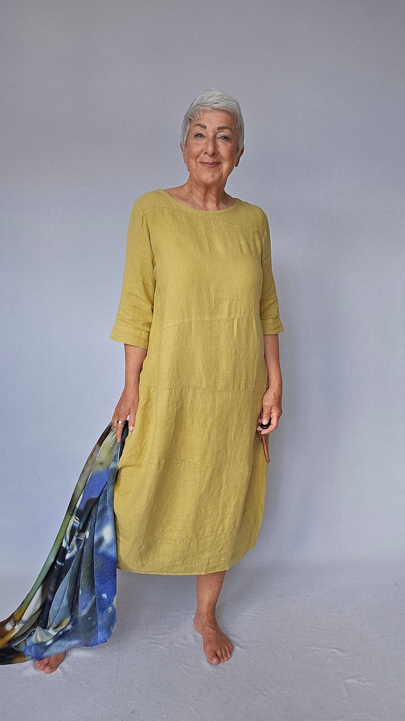 By Basics Kjole OWN By Basics- 11000 Lang lekker linkjole kunstkolonialen
