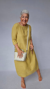 By Basics Kjole OWN By Basics- 11000 Lang lekker linkjole kunstkolonialen
