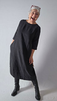 By Basics Kjole OWN by basics- 11000 Lang lekker linkjole kunstkolonialen