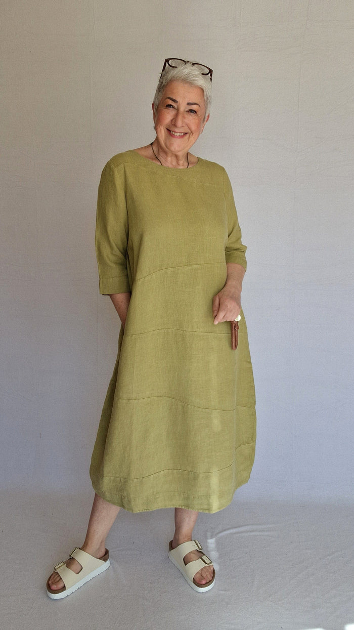 By Basics Kjole S / Dried Moss OWN By Basics- 11000 Lang lekker linkjole kunstkolonialen