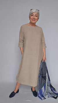 By Basics Kjole S / Mole OWN by basics- 11000 Lang lekker linkjole kunstkolonialen
