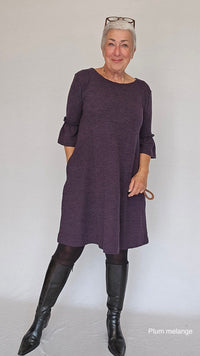 By Basics Kjole S / Plum melange By Basics- 7030 Kjole med 3/4 trompet-erm kunstkolonialen