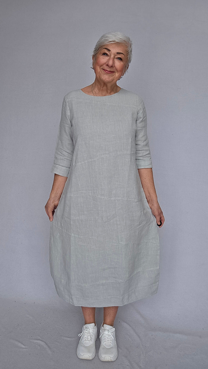 By Basics Kjole S / Stone OWN by basics- 11000 Lang lekker linkjole kunstkolonialen